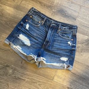 American Eagle darkwash, Womens Denim Boyfriend short
